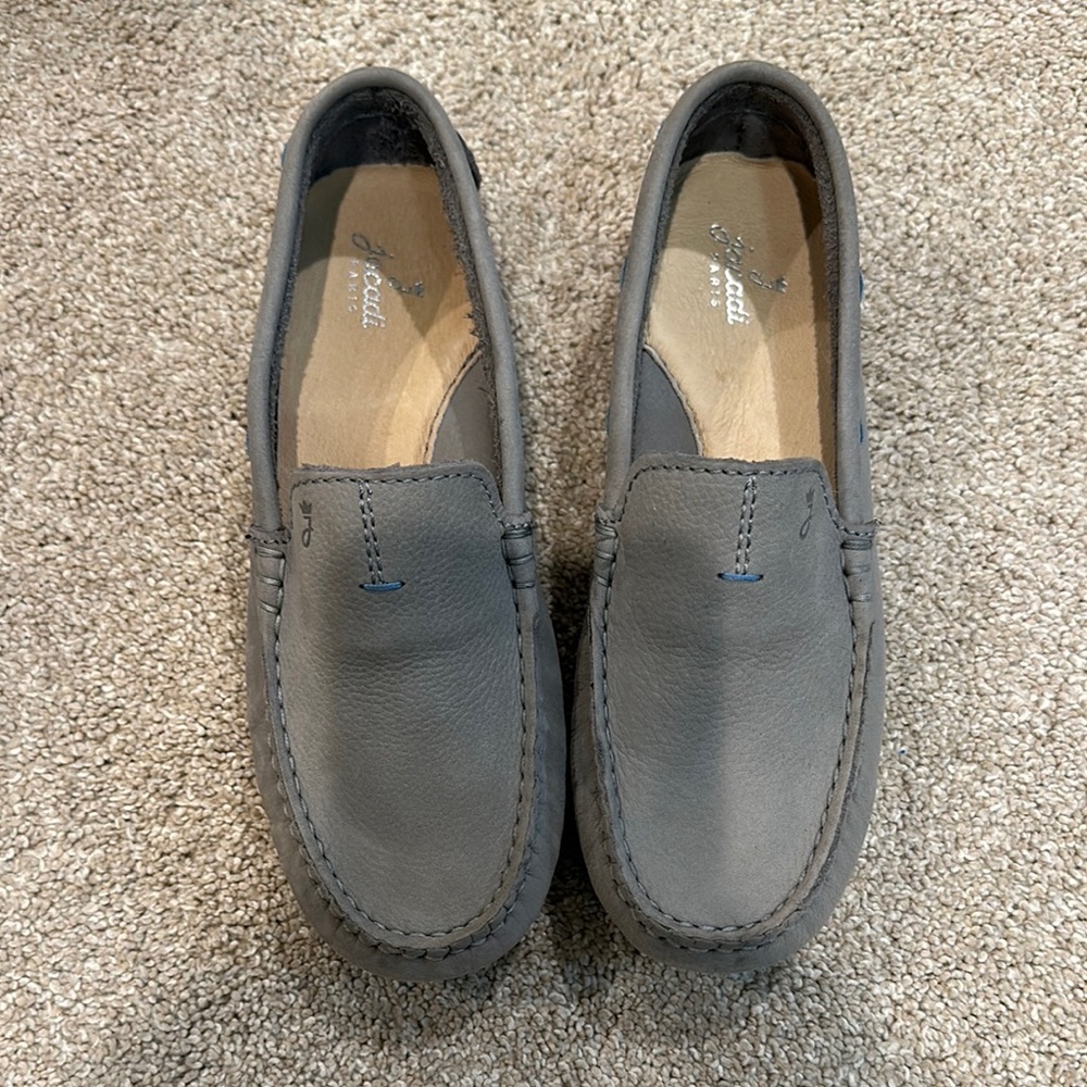 Boys Gray Loafers size 2.5/3 Jacadi Paris